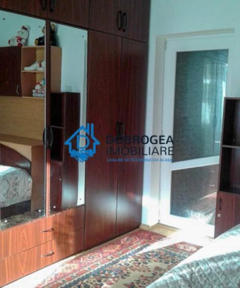 Apartament cu 2 camere semidecomandat în Păcii