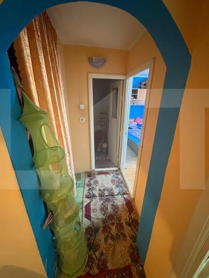 Apartament cu 3 camere decomandat, mobilat în Sud-Vest