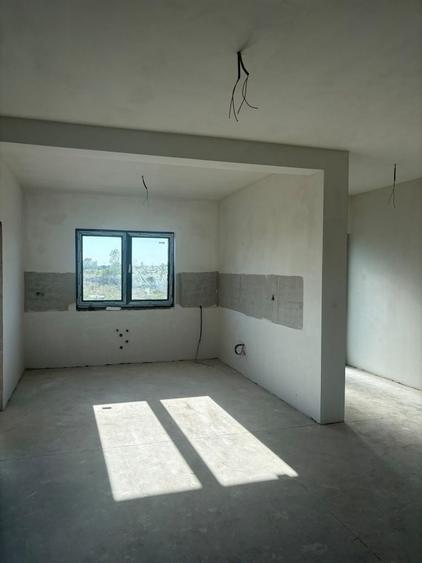 Casă cu 3 camere în Central