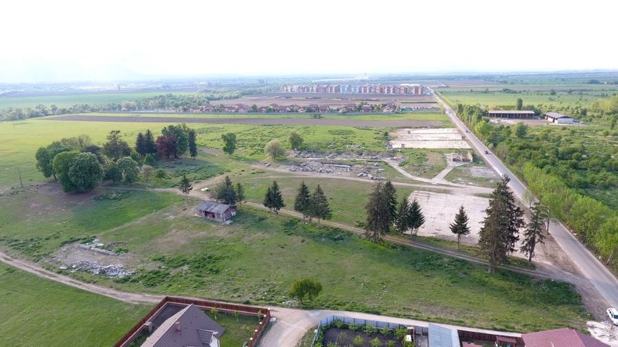 Teren Construcții intravilan de 60000 mp, în Exterior Est