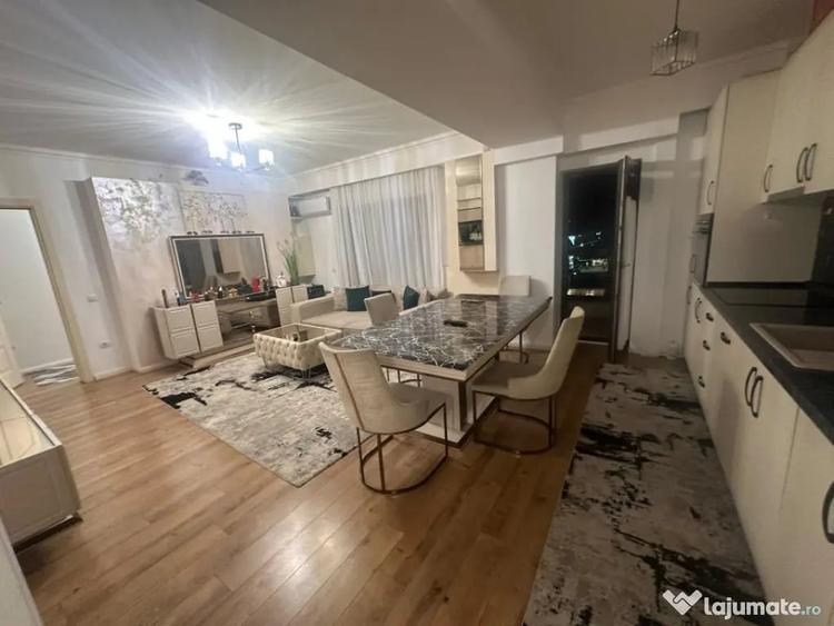 Apartament cu 3 camere decomandat în Calea Severinului