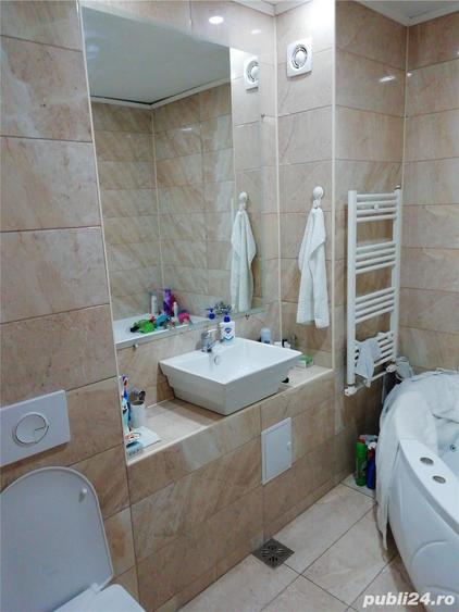 Casă cu 10 camere cu Teren 270 Mp în Ovidiu