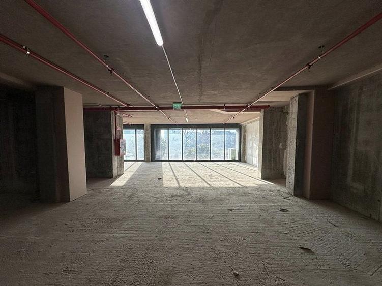 Spațiu comercial, de 308 mp, în Aviației