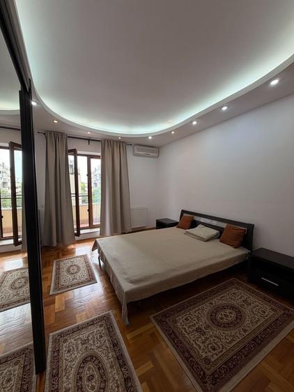 Apartament cu 3 camere, mobilat în Șoseaua Nordului
