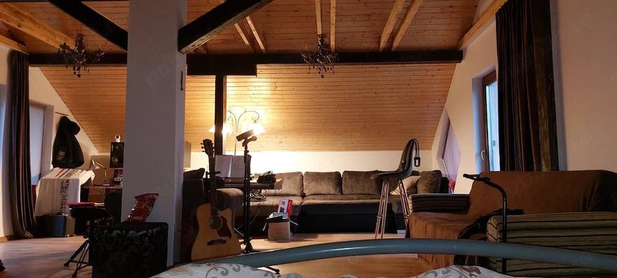 Casă cu 5 camere cu Teren 603 Mp în Peștera