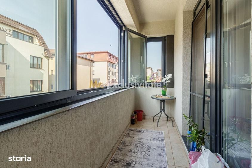 Apartament cu 2 camere decomandat în Roșu