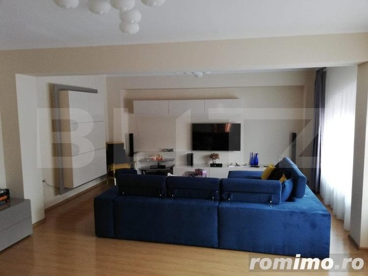 Casă cu 8 camere cu Teren 1545 Mp în Central