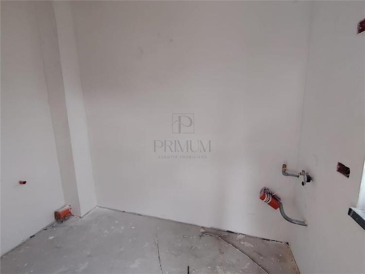 Duplex cu 4 camere cu Canalizare în Moșnița Nouă