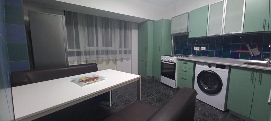 Apartament cu 2 camere decomandat în Rahova