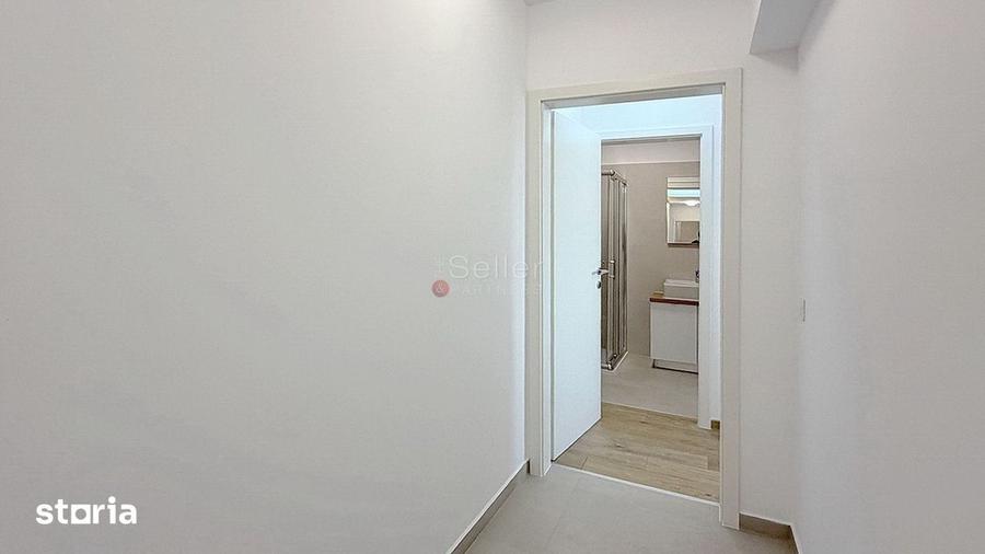 Apartament cu 3 camere, mobilat în Tractorul