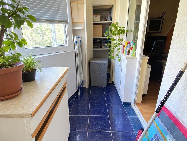 Apartament cu 3 camere decomandat, mobilat în 13 Septembrie