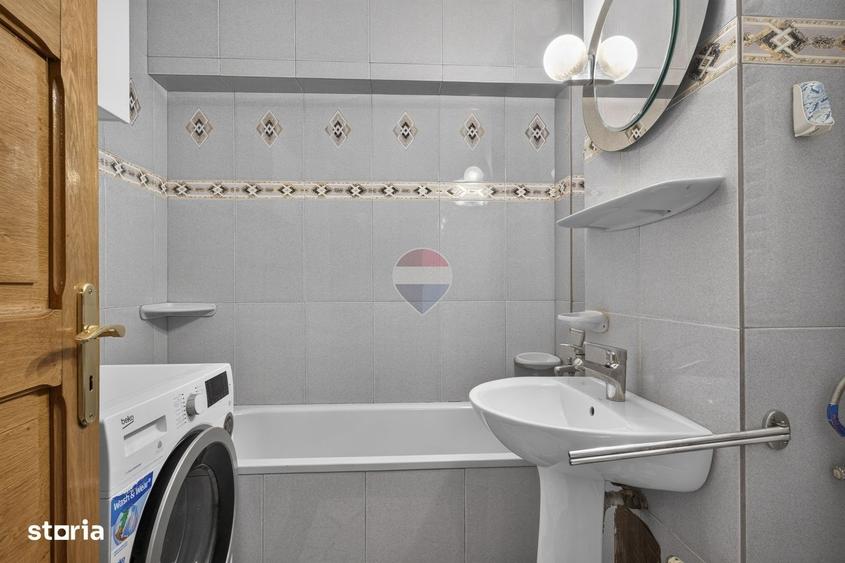 Apartament cu 3 camere decomandat, mobilat în Central