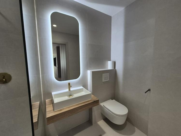 Apartament cu 4 camere decomandat, mobilat în Voluntari
