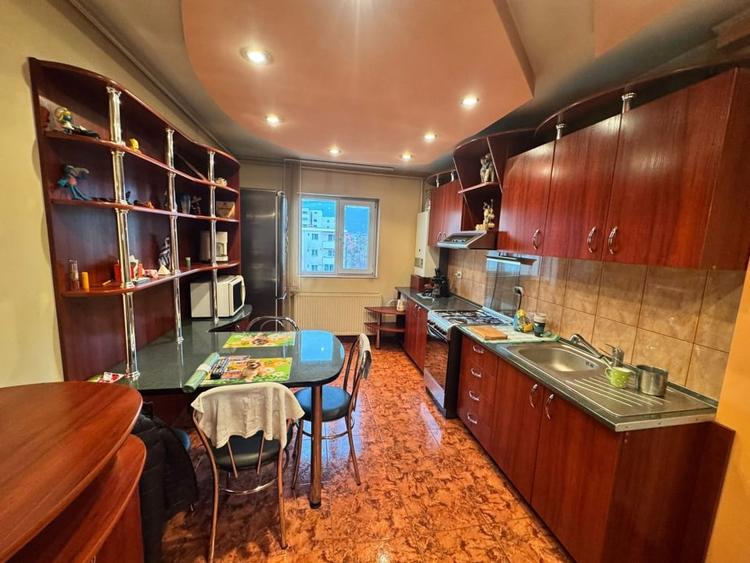 Apartament 3 camere, 65 mp, zonă Centrală - 4