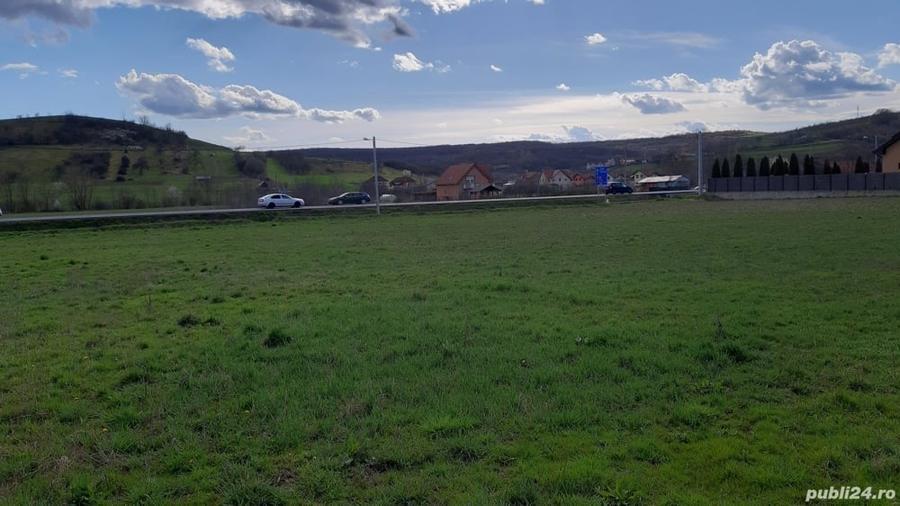 Teren de 9000 mp, în Hidiș
