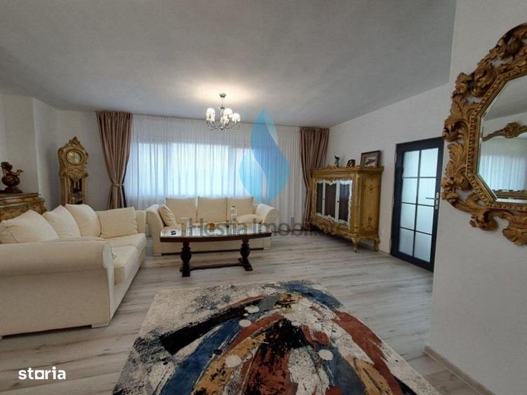Casă cu 8 camere cu Canalizare în Viticultori