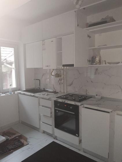 Casă cu 2 camere în Central