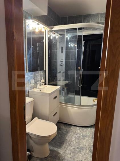 Apartament cu 2 camere semidecomandat, mobilat în Ultracentral