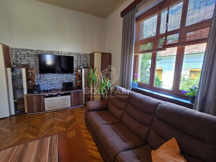 Apartament cu 3 camere decomandat, mobilat în Ultracentral