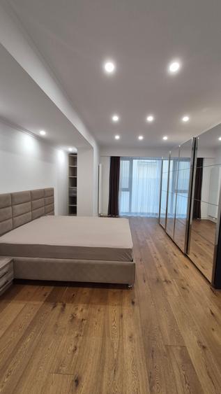 Apartament cu 3 camere decomandat în Kiseleff