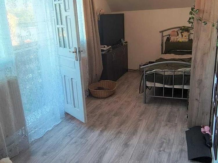 Casă individuală cu 3 camere cu Teren 10500 Mp în Tișăuți