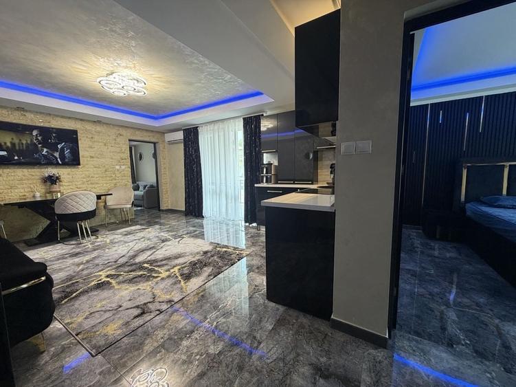 Apartament cu 2 camere decomandat în Central