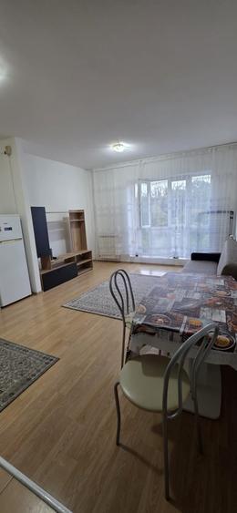 Apartament cu 2 camere semidecomandat în Tătărași