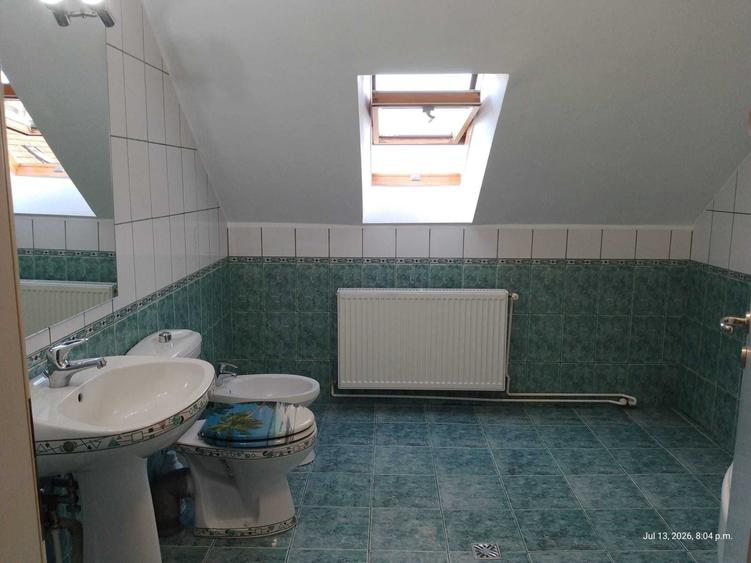 Apartament cu 3 camere decomandat în Ludoș