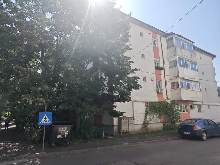 Apartament cu 3 camere decomandat în Bahne