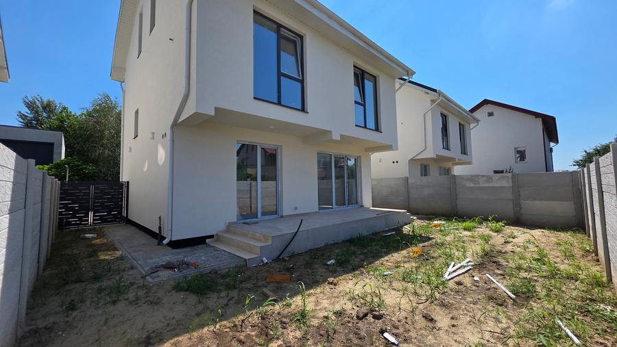 Casă individuală cu 5 camere cu Canalizare în Bragadiru