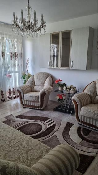 Apartament cu 2 camere decomandat în Eroii Revoluției