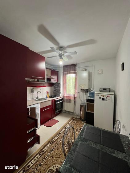 Apartament cu 2 camere în Podu Roș