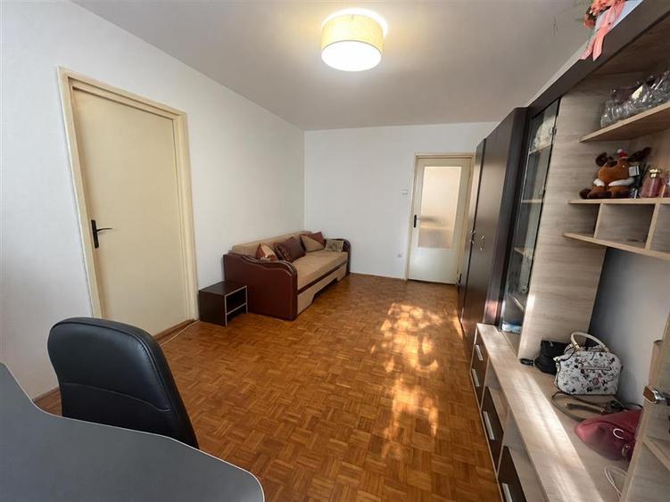 Apartament cu 2 camere decomandat, mobilat în Hipodrom 1