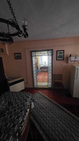 Casă cu 3 camere în Micăsasa