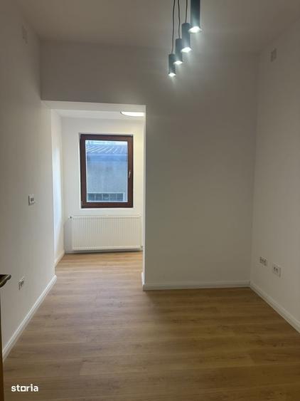 Casă cu 3 camere în Central