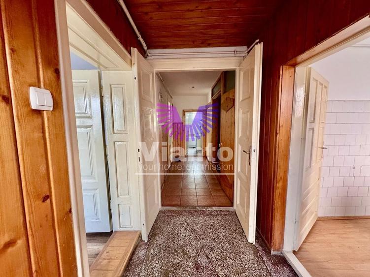 Apartament cu 4 camere decomandat, mobilat în Ștrand