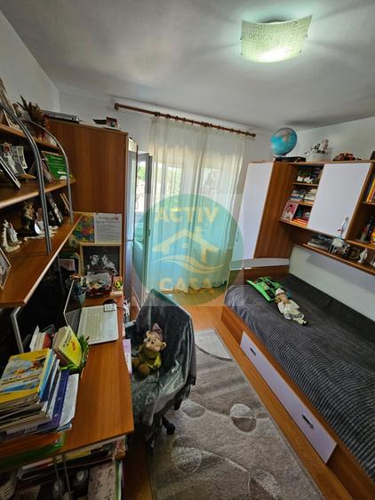 Apartament cu 2 camere semidecomandat în Est