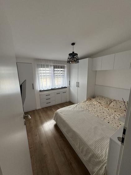 Apartament cu 2 camere decomandat în Berceni
