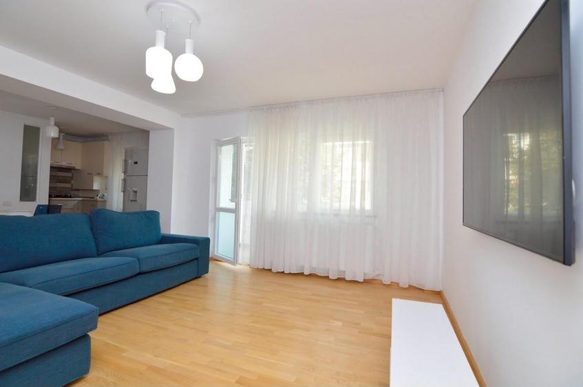 Apartament cu 2 camere decomandat în Vitan