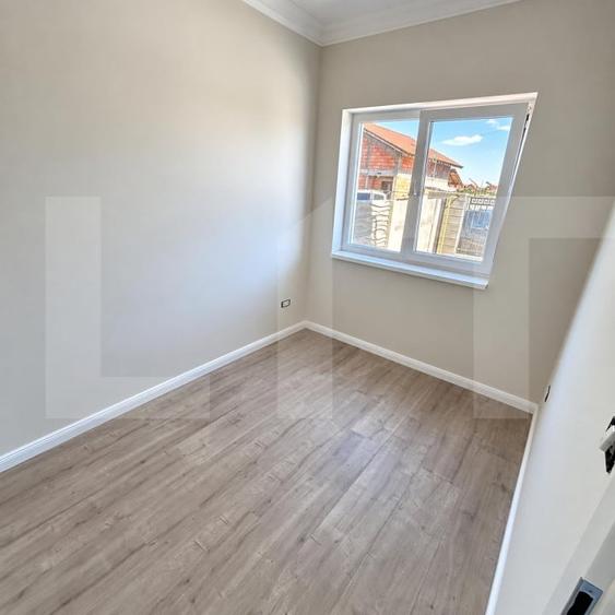 Duplex cu 5 camere cu Teren 250 Mp în Șag