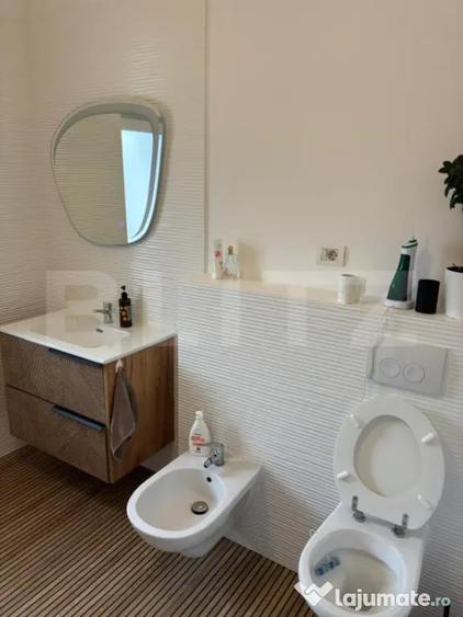 Casă cu 4 camere cu Teren 350 Mp în Covaci