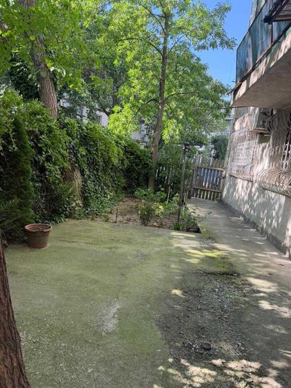 Apartament cu 3 camere semidecomandat în Țiglina 1