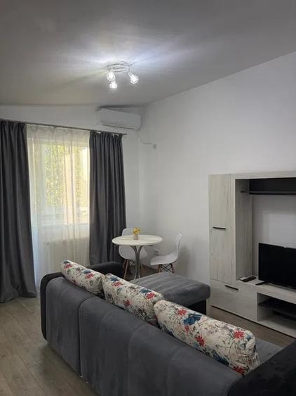 Apartament cu 2 camere decomandat, mobilat în Gorjului
