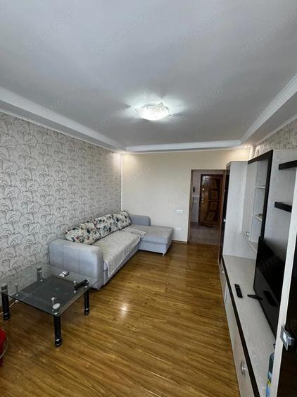 Apartament cu 2 camere decomandat, mobilat în Brătianu