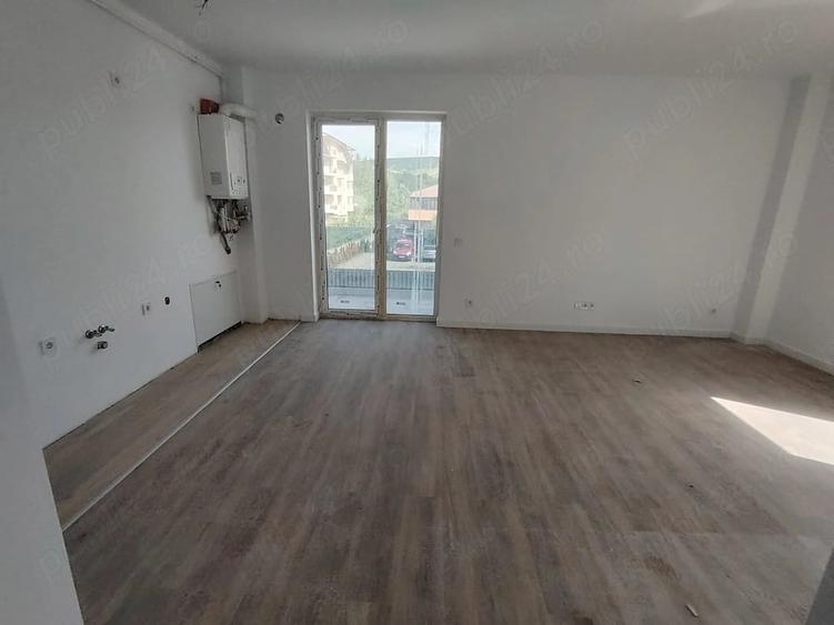 Apartament cu 2 camere semidecomandat în Florești
