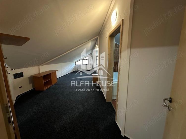 Apartament cu 3 camere decomandat în Triaj