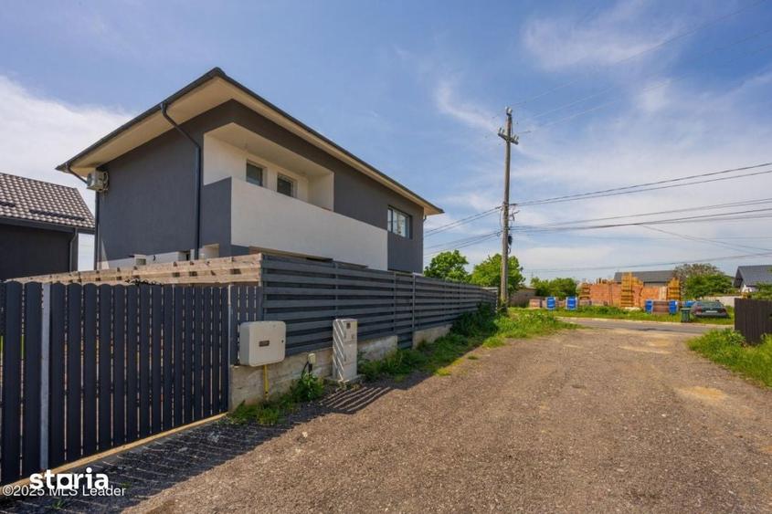 Casă cu 4 camere cu Teren 310 Mp în Balotești
