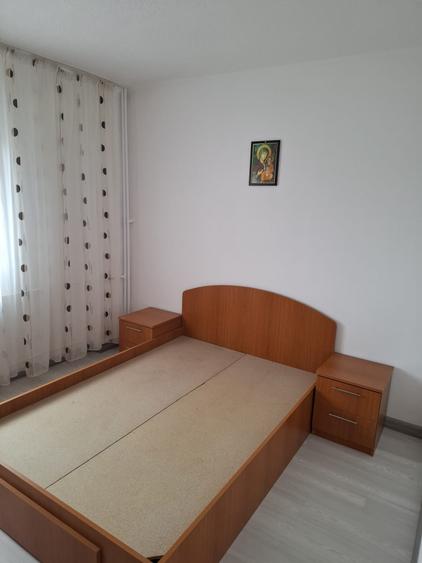 Apartament cu 2 camere semidecomandat în Titan