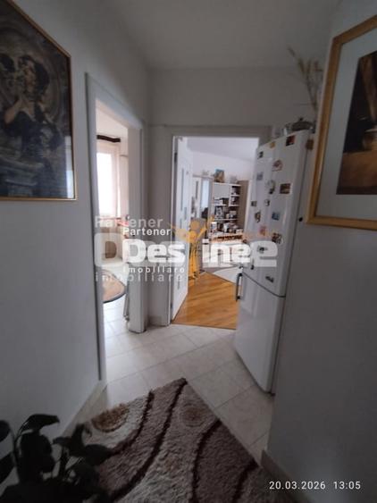 Apartament cu 2 camere decomandat, mobilat în Progresul