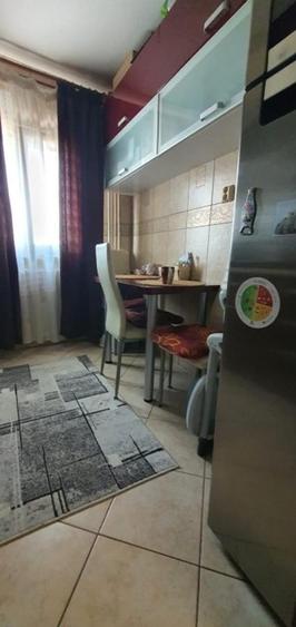 Apartament cu 2 camere decomandat în Domenii